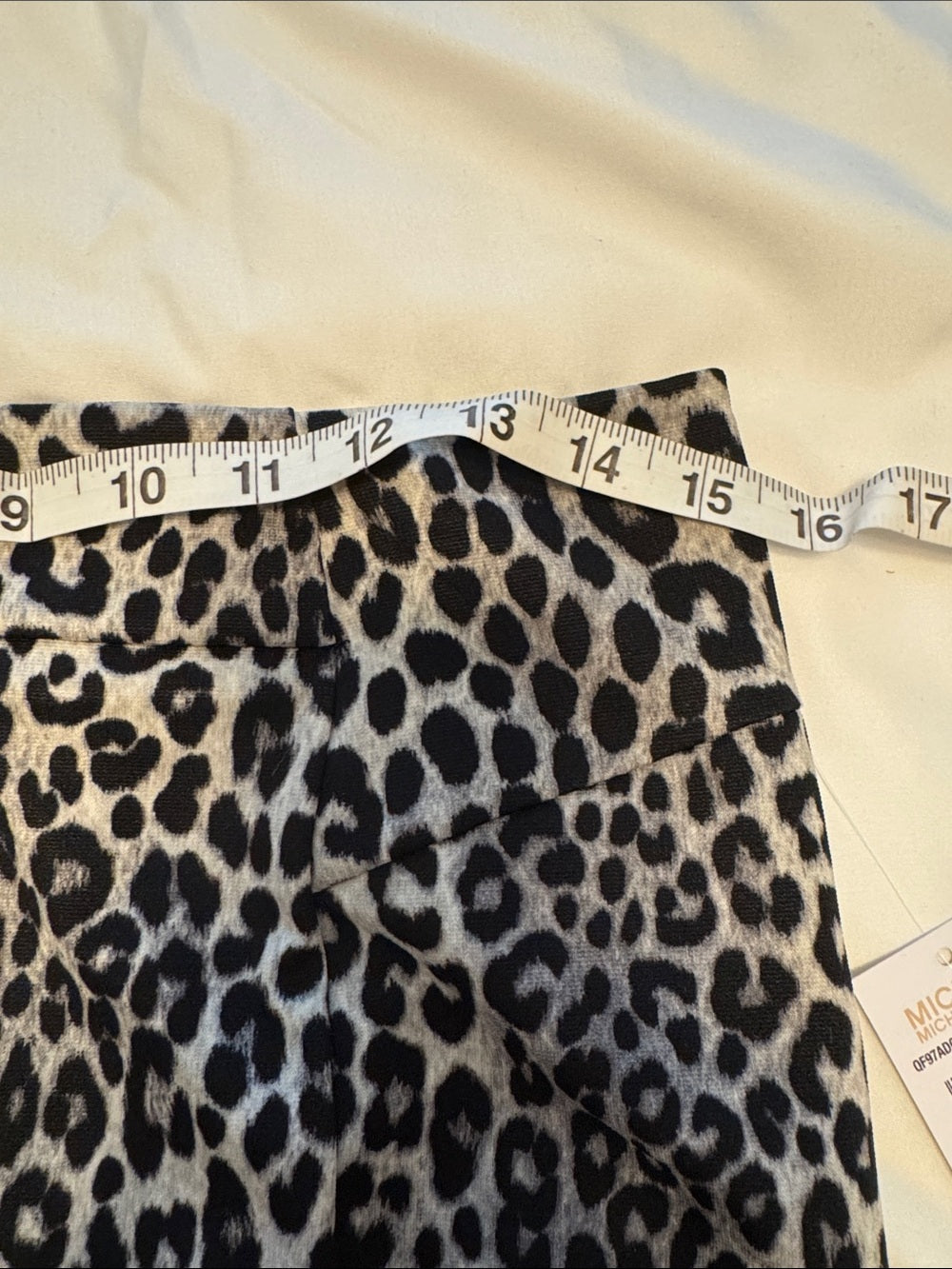 Michael Kors SZ S Leopard Print Pencil Skirt - Black & White NWT