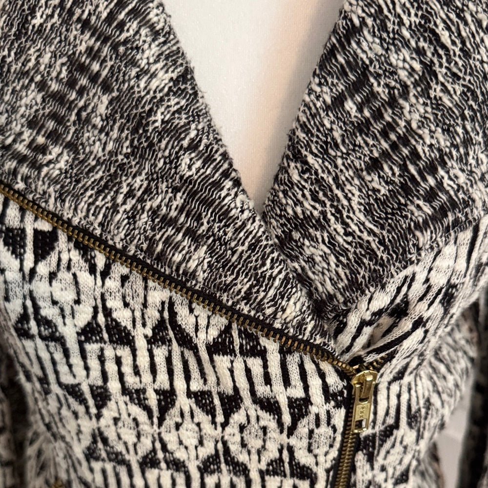 Lucky Brand black and white zip up sweater jacket Sm