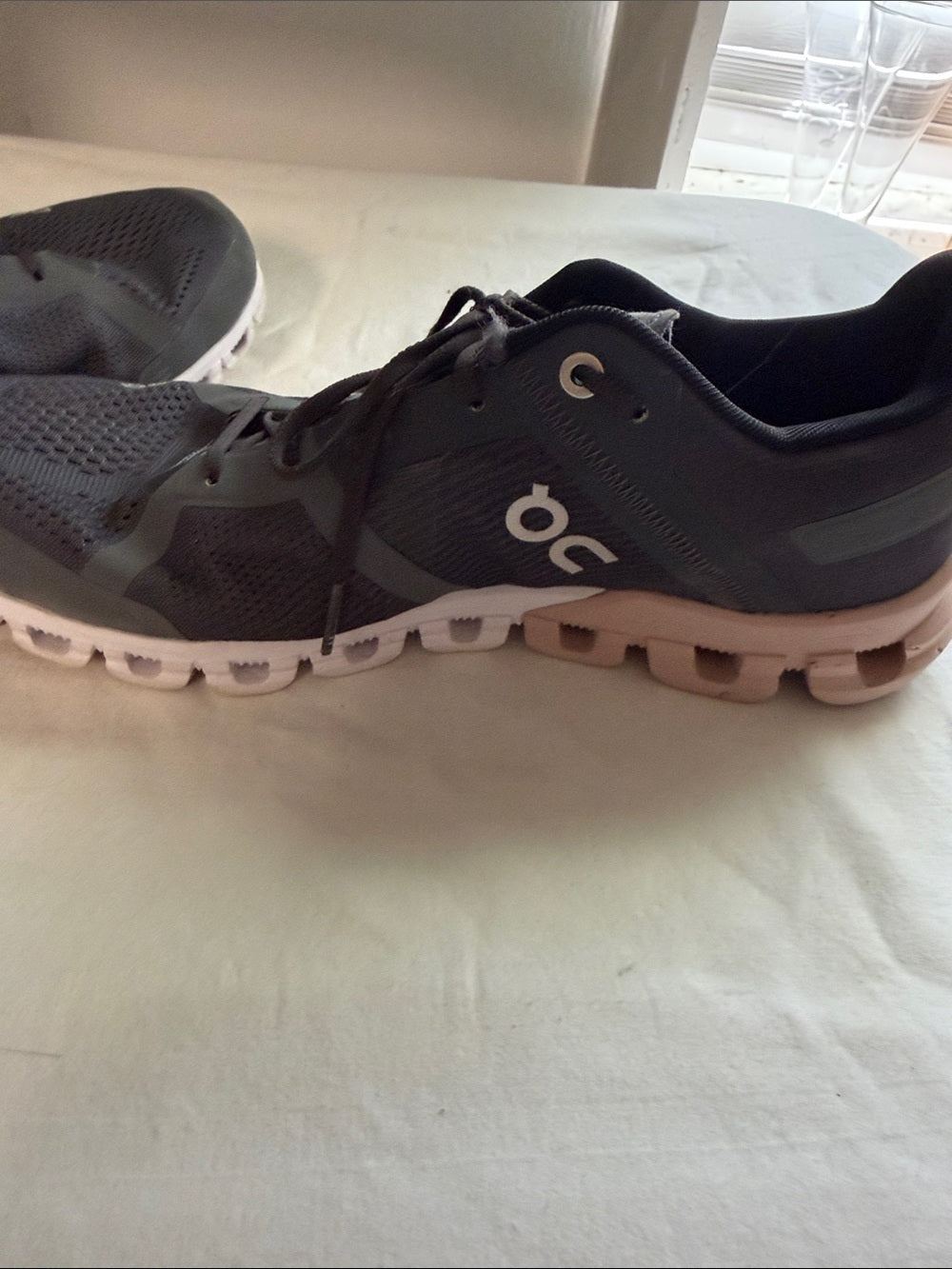 On Running Cloud Women’s Running Shoes - dark grey - size 10