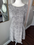 Tahari Sleeveless Black & White Textured Fit-and-Flare Dress SZ 10 NWT