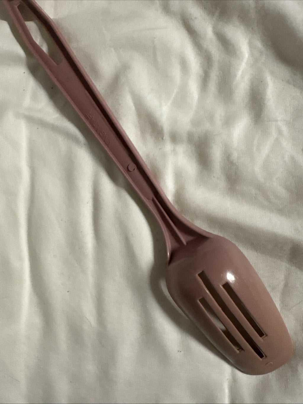 Slotted Spoon King Kraft - Mauve  - 1950s 1960s Made in USA - Vintage
