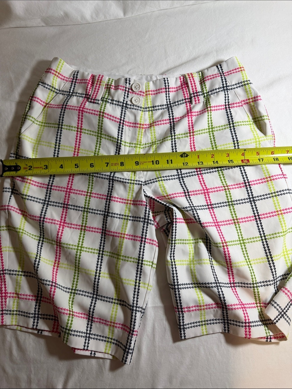 Nike Golf Fit Dry Plaid Bermudas with Pink, Green & Black Checks SZ 2
