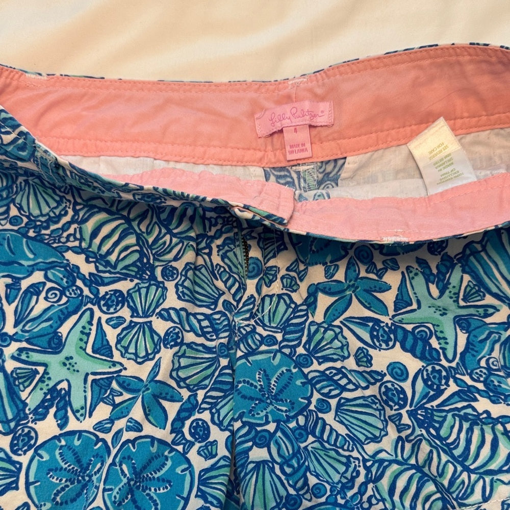 Lilly Pulitzer Blue Seashell Patterned Women's Shorts SZ 4