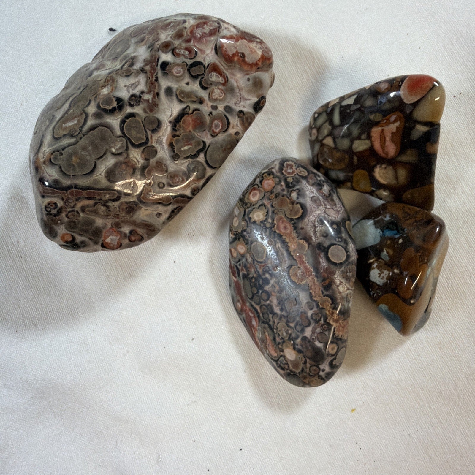 Quartz Amber Hematite Jasper Amethyst Rhodonite Howlite Gemstone - 43 PCS