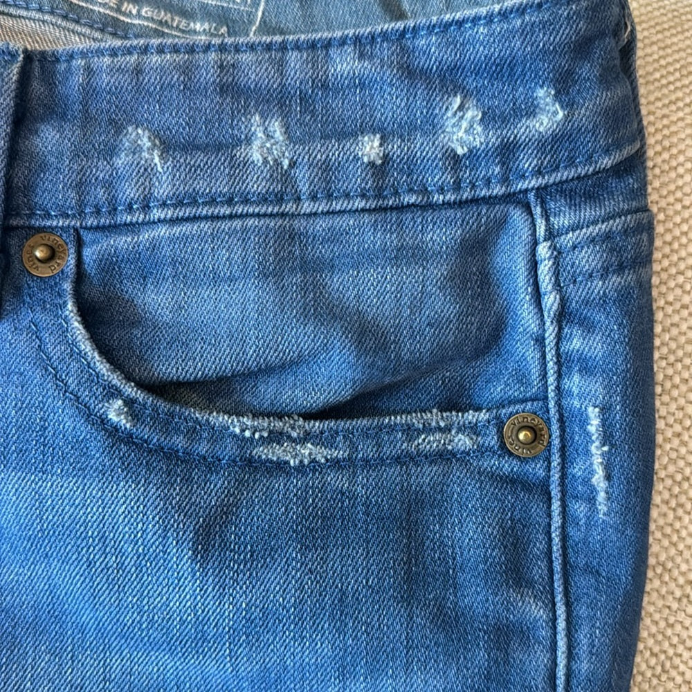 Vineyard vines, distressed, skinny jeans, size 8