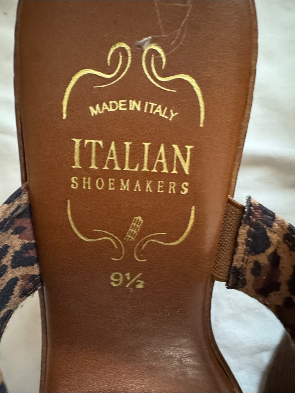 Italian Shoemakers made in Italy Brown Leopard-Print Slip-On Mules size 9 1/2