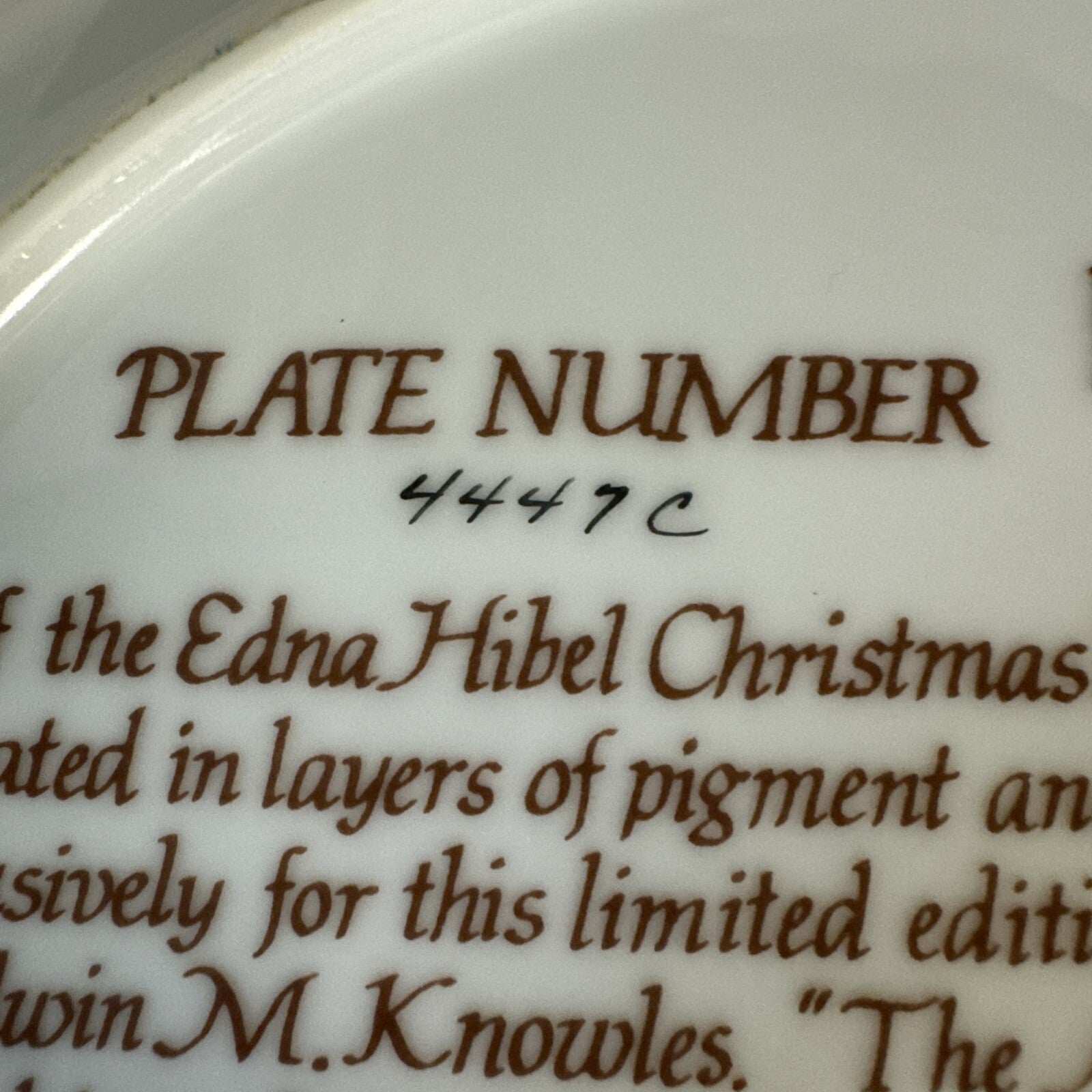 EDNA HIBEL Christmas Plate The Angels' Message limited edition - 1985 Vintage