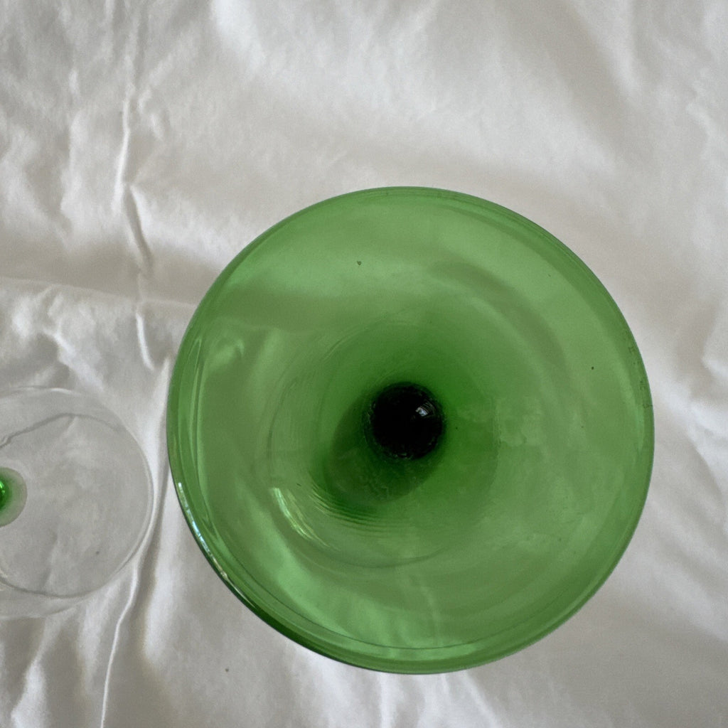 Cristal D'Arques Durand Emerald Green Stem 7" Wine Glass France 1996 - Set of 2