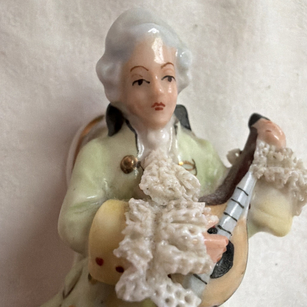 Dresden Meissen Germany MUSICIAN Figurine ￼Antique  MINIATURE 3” Very sweet