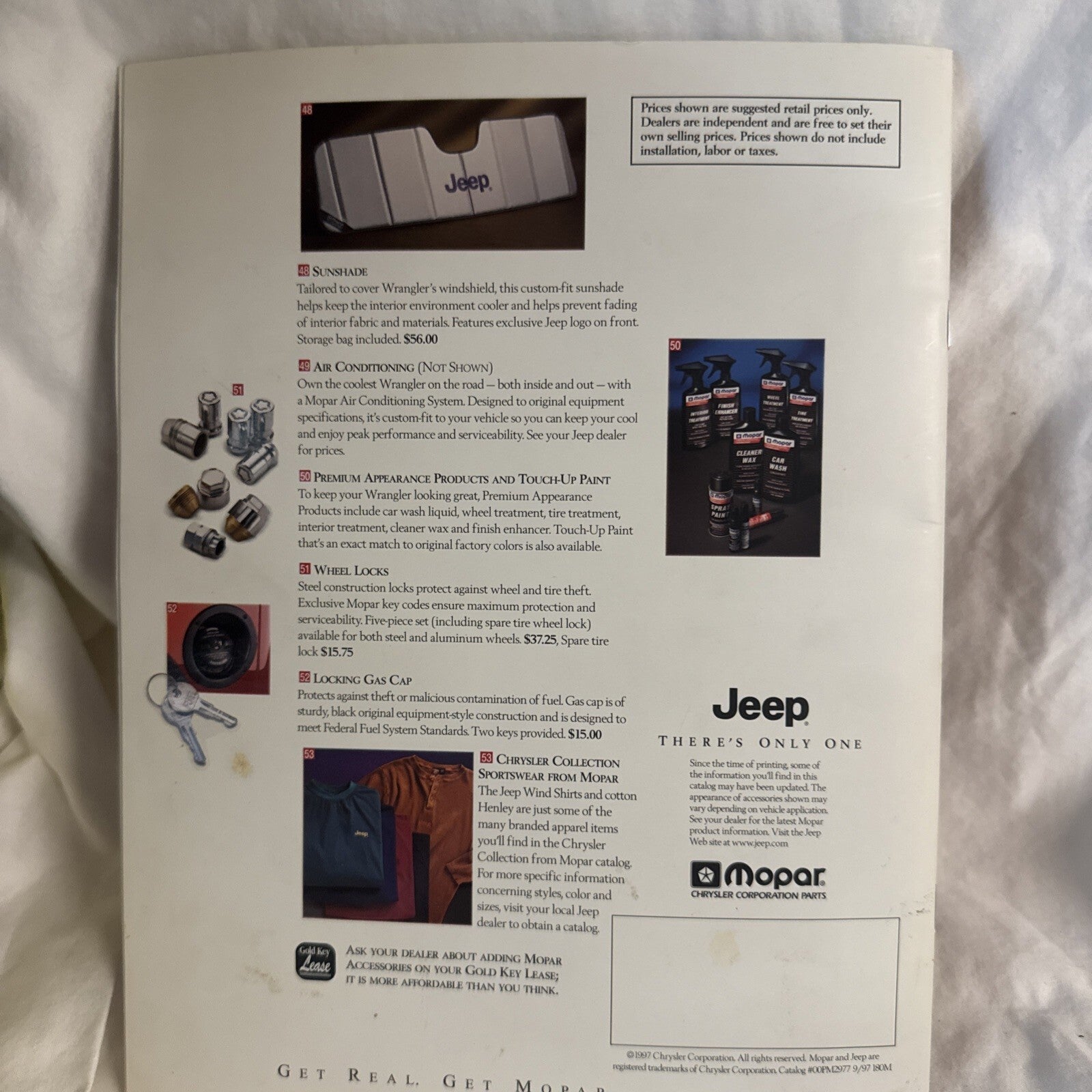 Jeep Wrangler original Brochure - 1998 Mopar accessories ￼