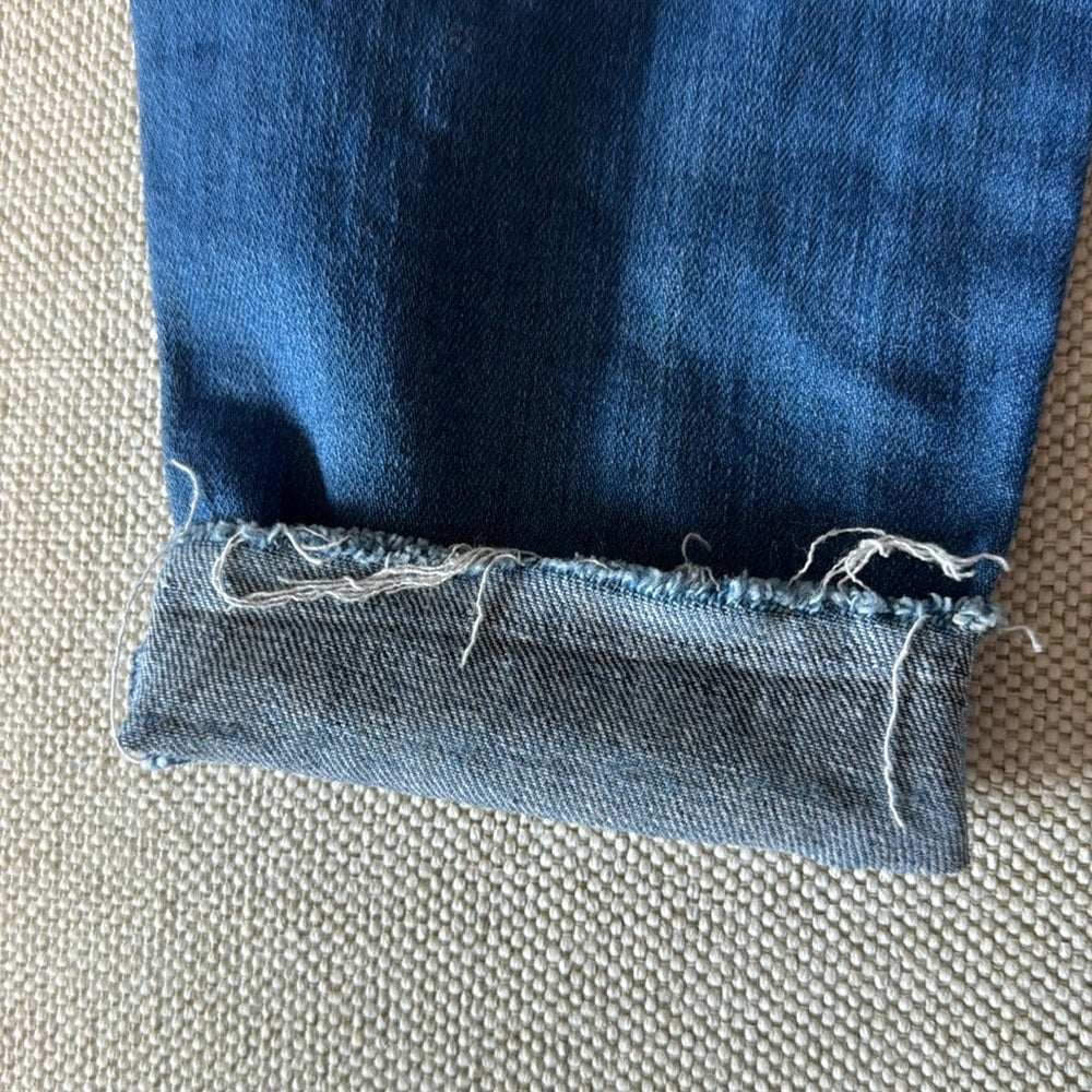 Vineyard vines, distressed, skinny jeans, size 8