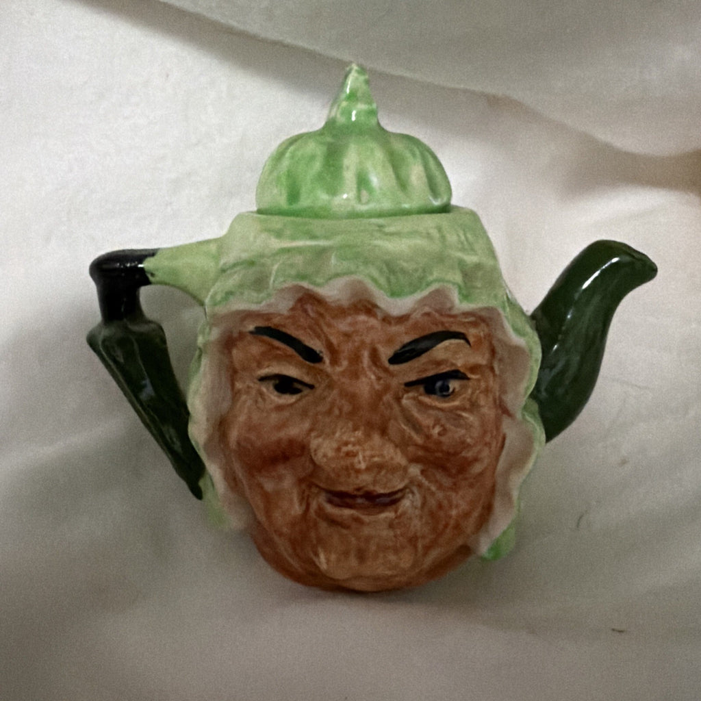 Artone England mini 2 1/2” Toby Jug - Dickens Mrs Gamp- double sided ￼VTG