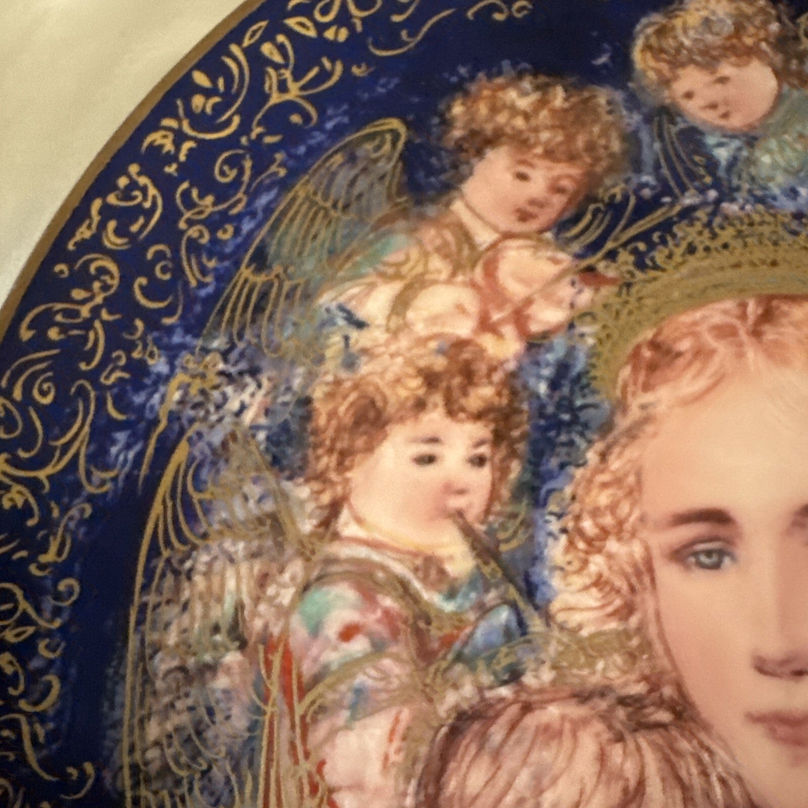 EDNA HIBEL Christmas Plate The Angels' Message limited edition - 1985 Vintage