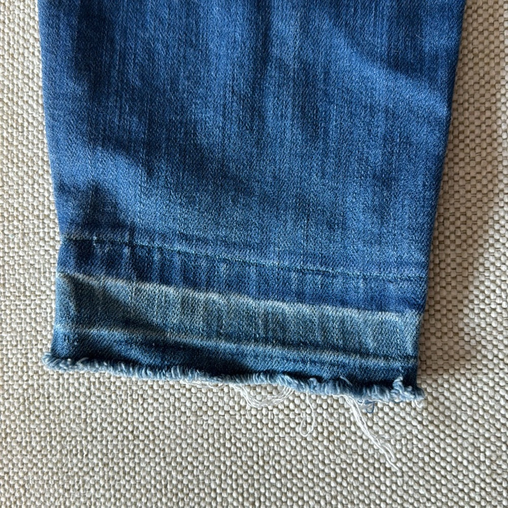 Vineyard vines, distressed, skinny jeans, size 8