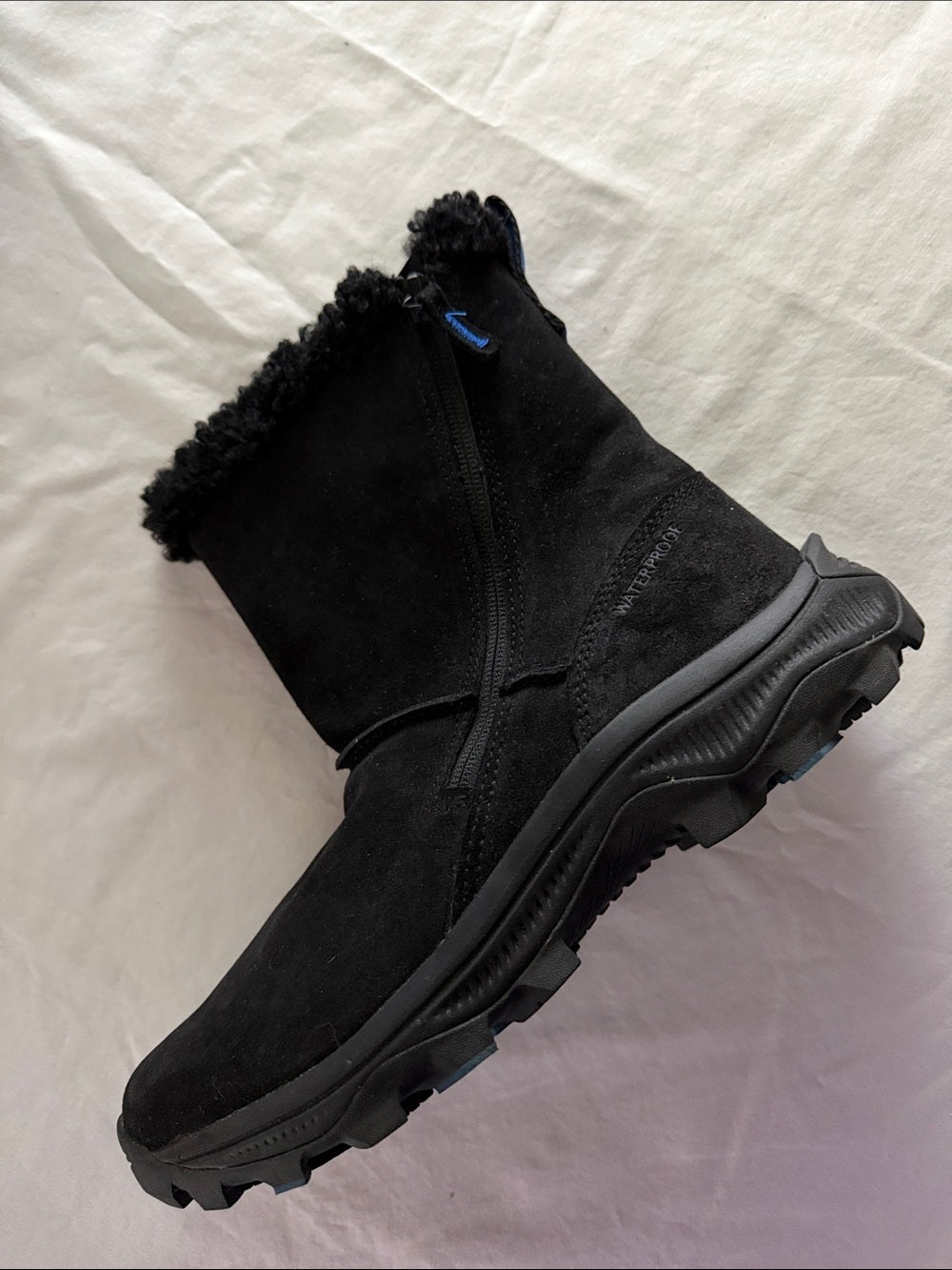 Merrell Black Suede Winter Boots with Faux Fur - waterproof SZ 9.5