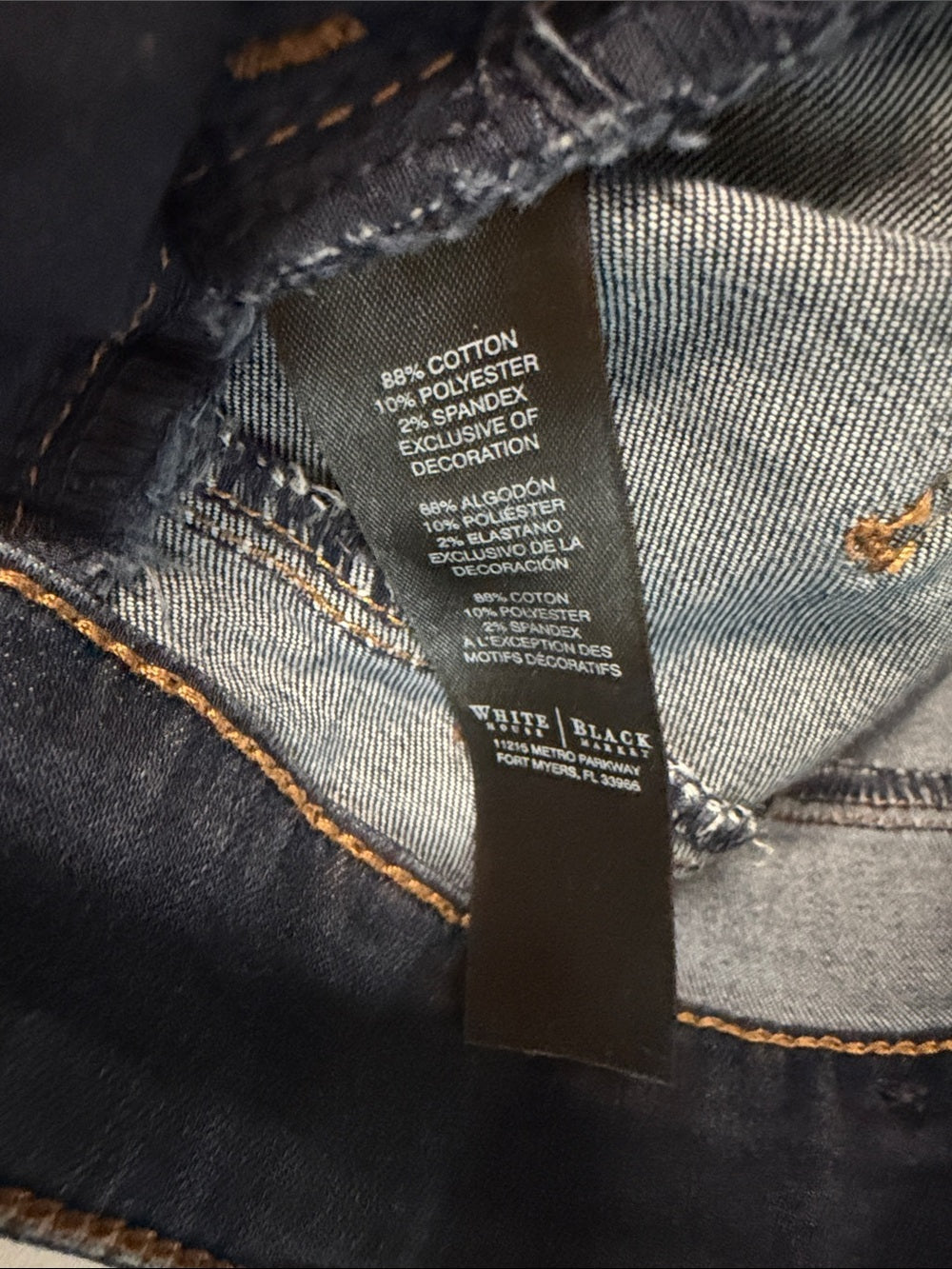 White House Black Market 4Reg Dark Blue Women's Distressed Stretch skinny Jeans