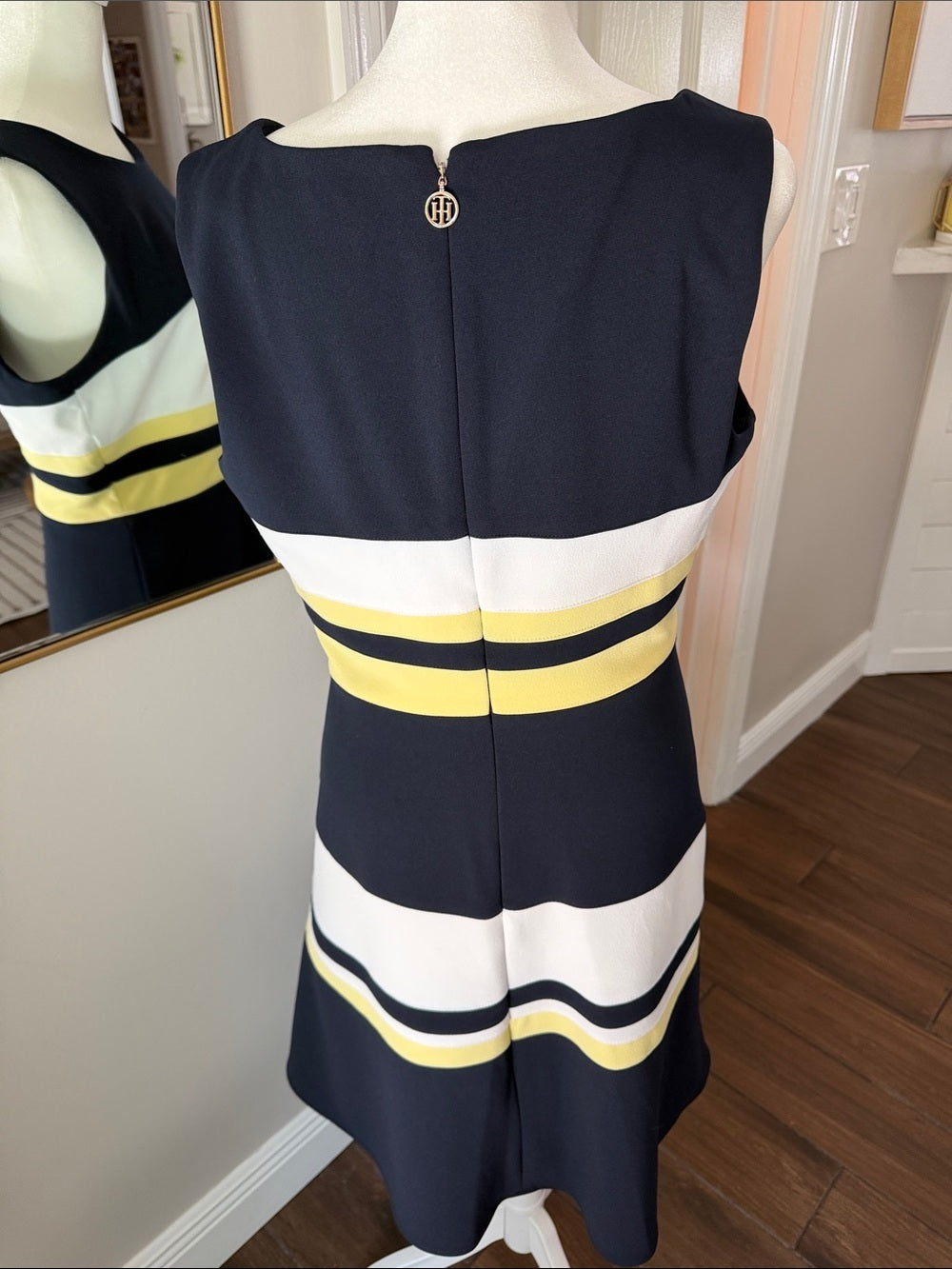 TOMMY HILFIGER SZ 10 Sleeveless Navy Stripe Fit & Flare Dress w/ Yellow Accents
