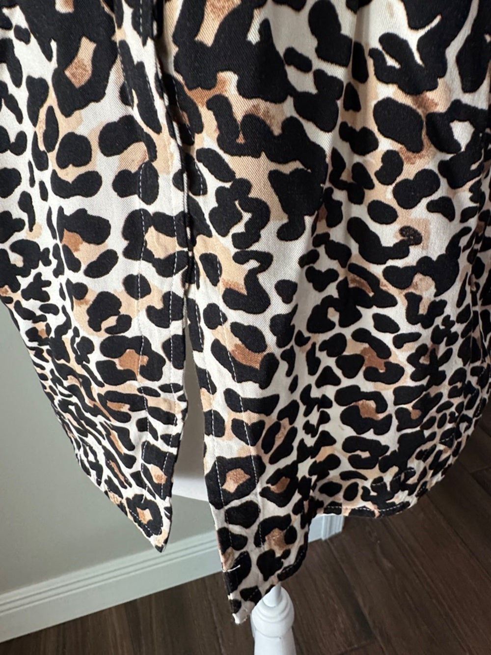 Rose & Olive Leopard Print Button-Down Shirt - Black & Tan